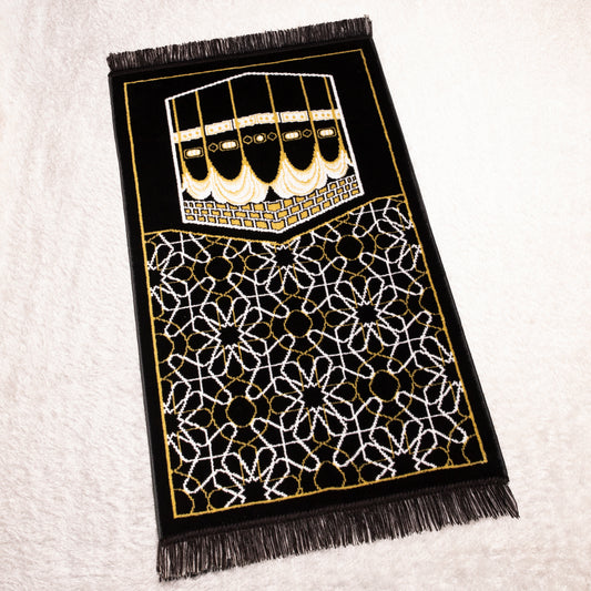 Prayer Rug Soft velvet Engraved Keswah Style