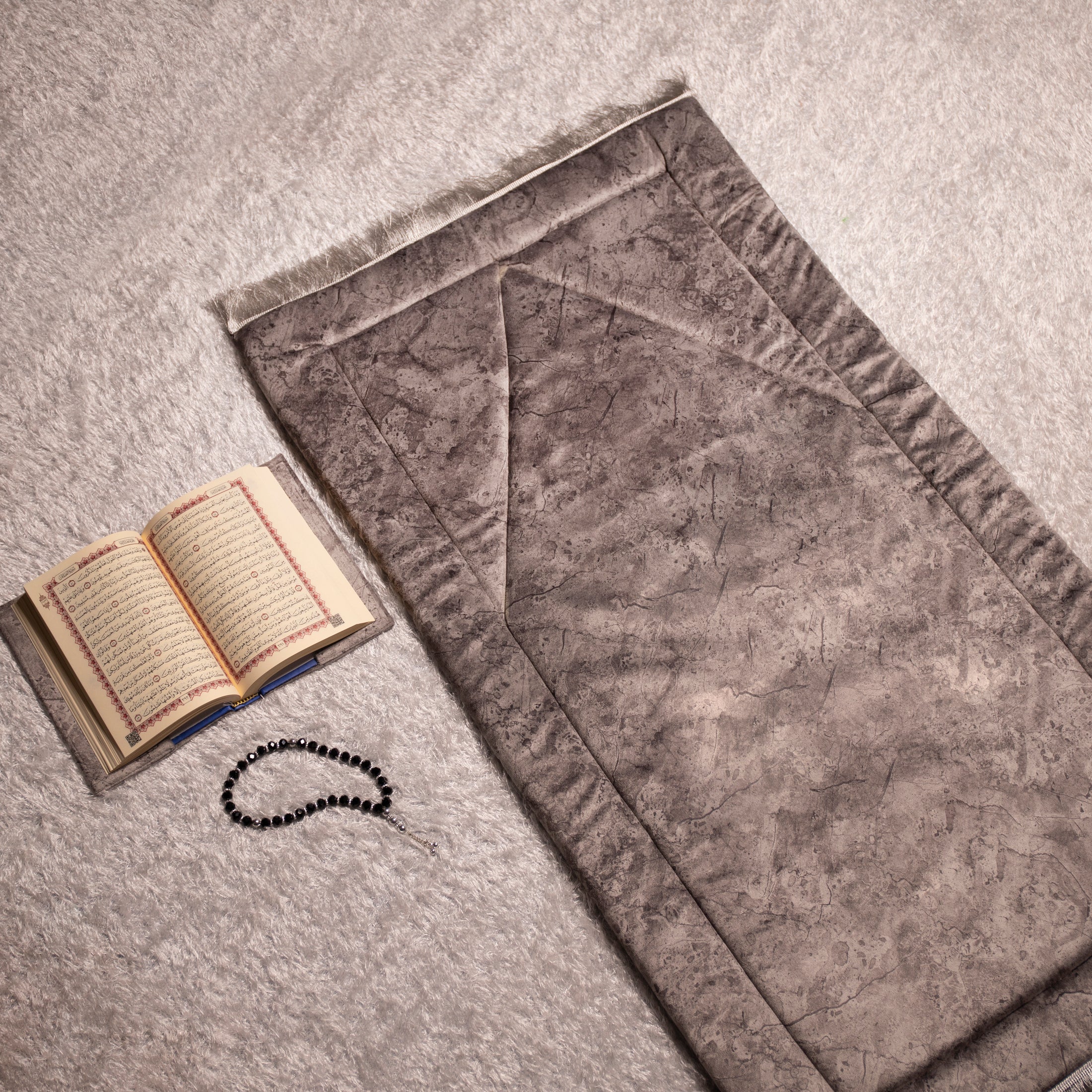 Loloa Offer4 ( Prayer rug + Quran + Rosary) - Coffee color