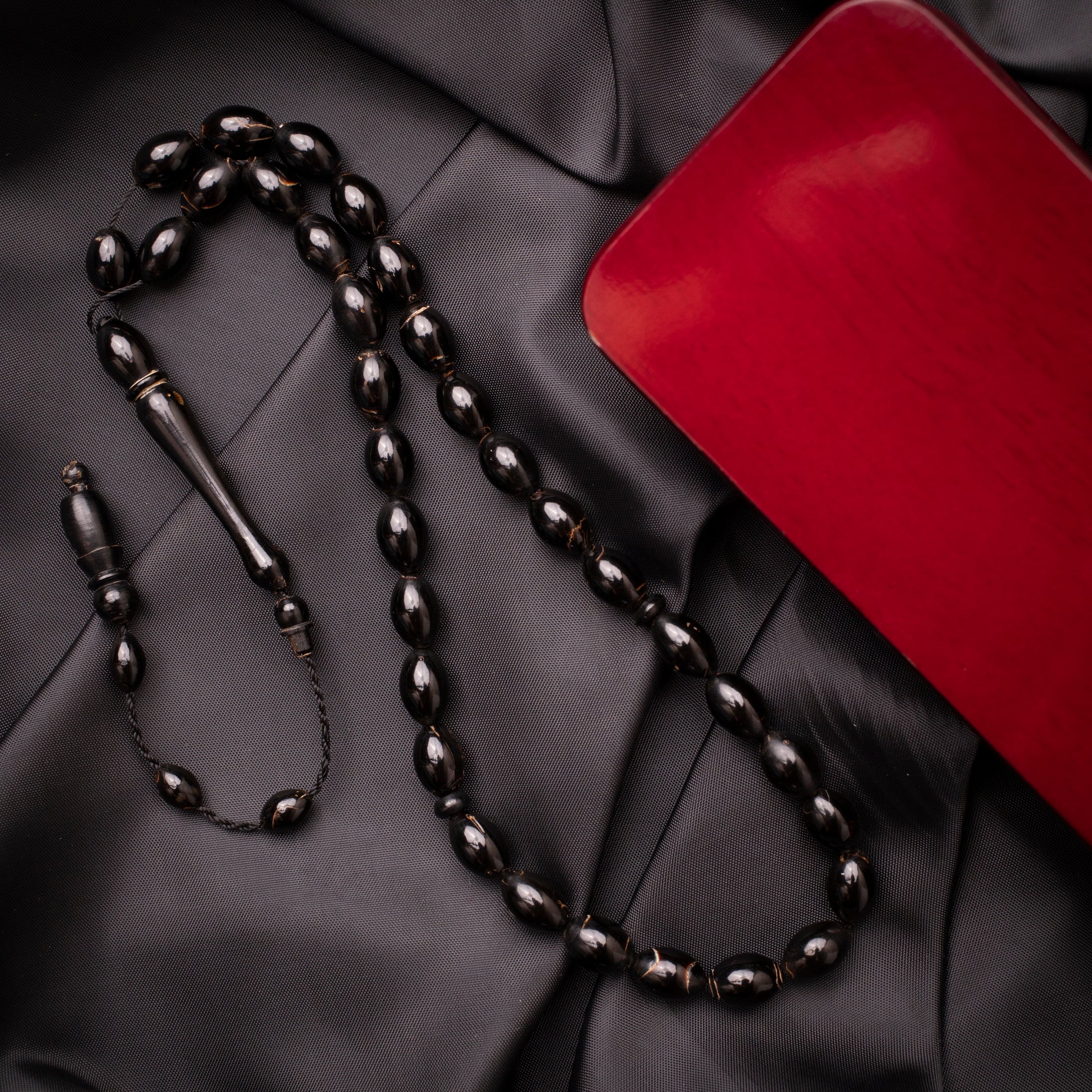 Rosary of Black Coral (Yusr) 33 Beads (Code: RYW02)
